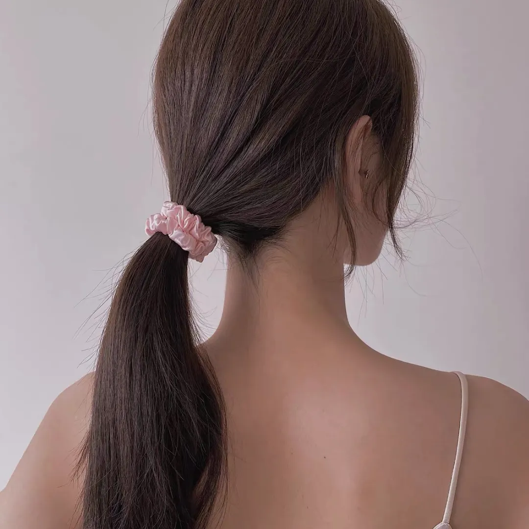 Pink silk scrunchies mini