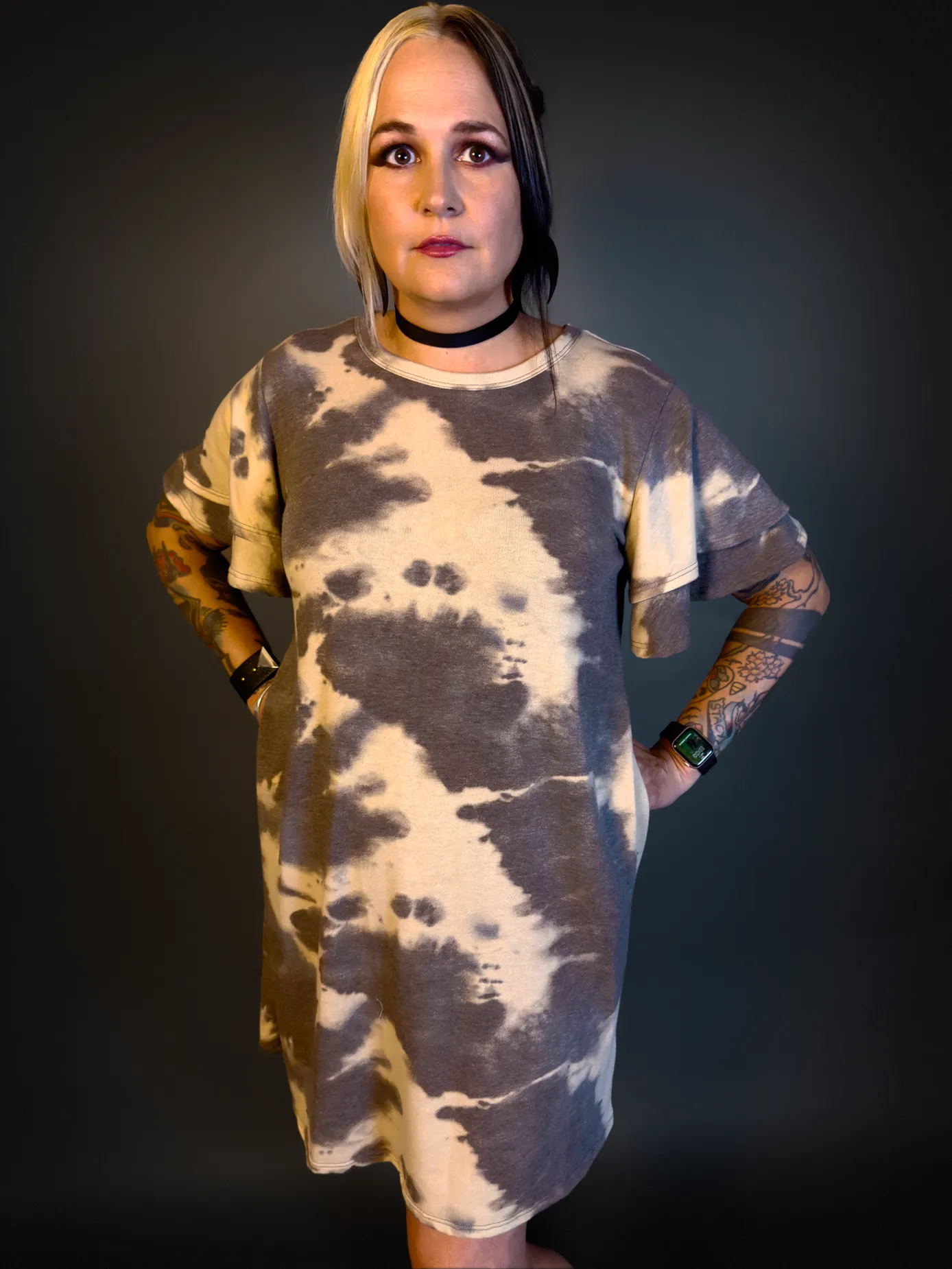 Ruffled Short Sleeve Round Neck Charcoal Tie Dye Dress with Pockets
